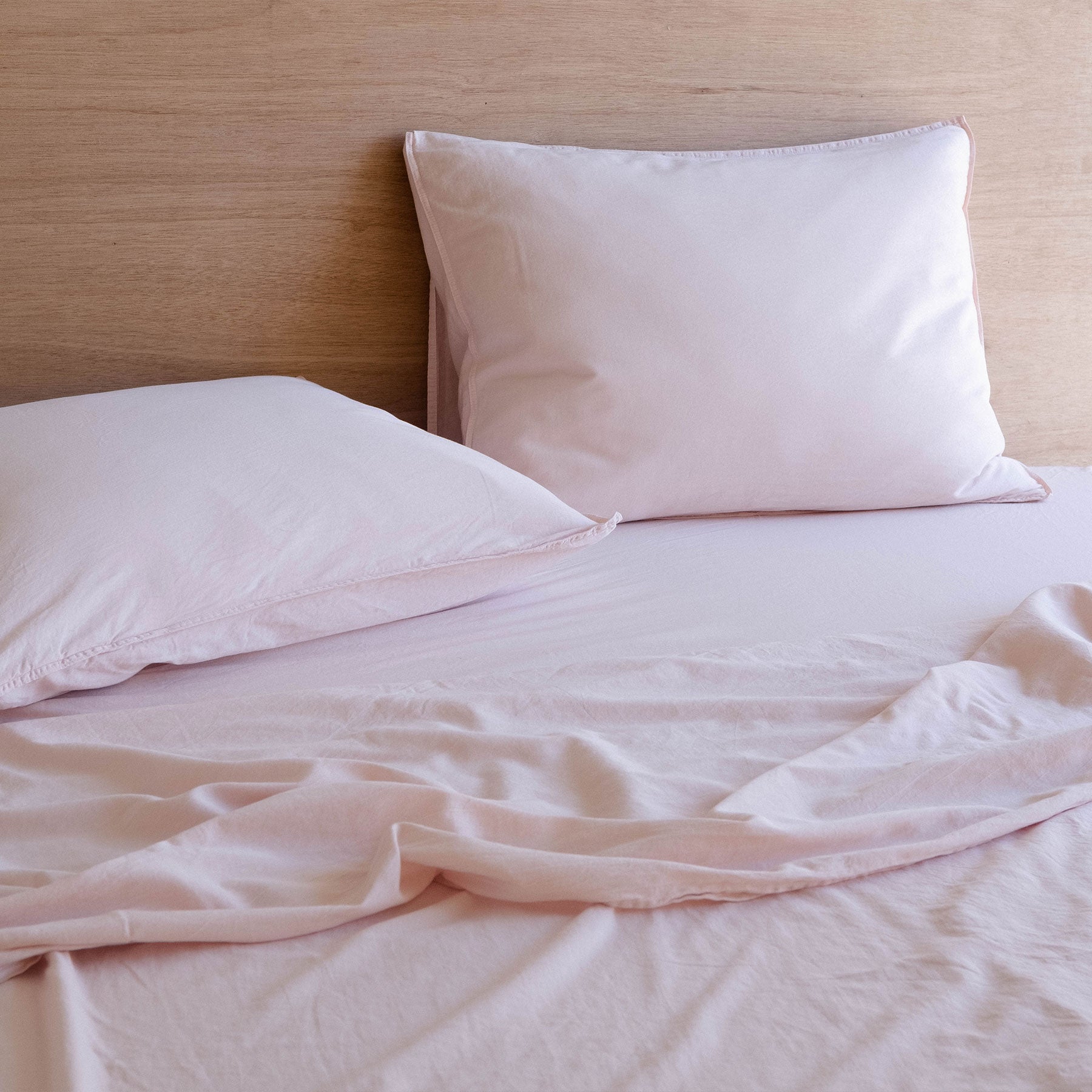 Blush Organic Cotton Matte Sateen Cal King Fitted Sheet