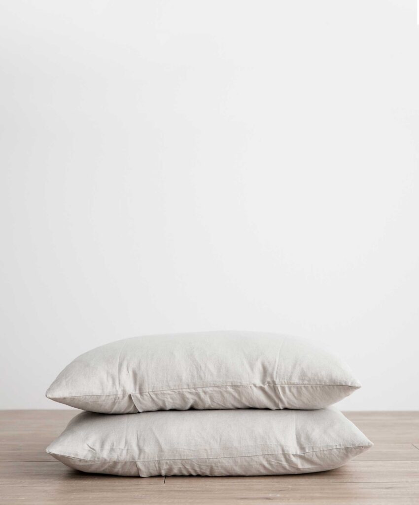 Washed Linen Pillowcase Pair in Smoke Gray