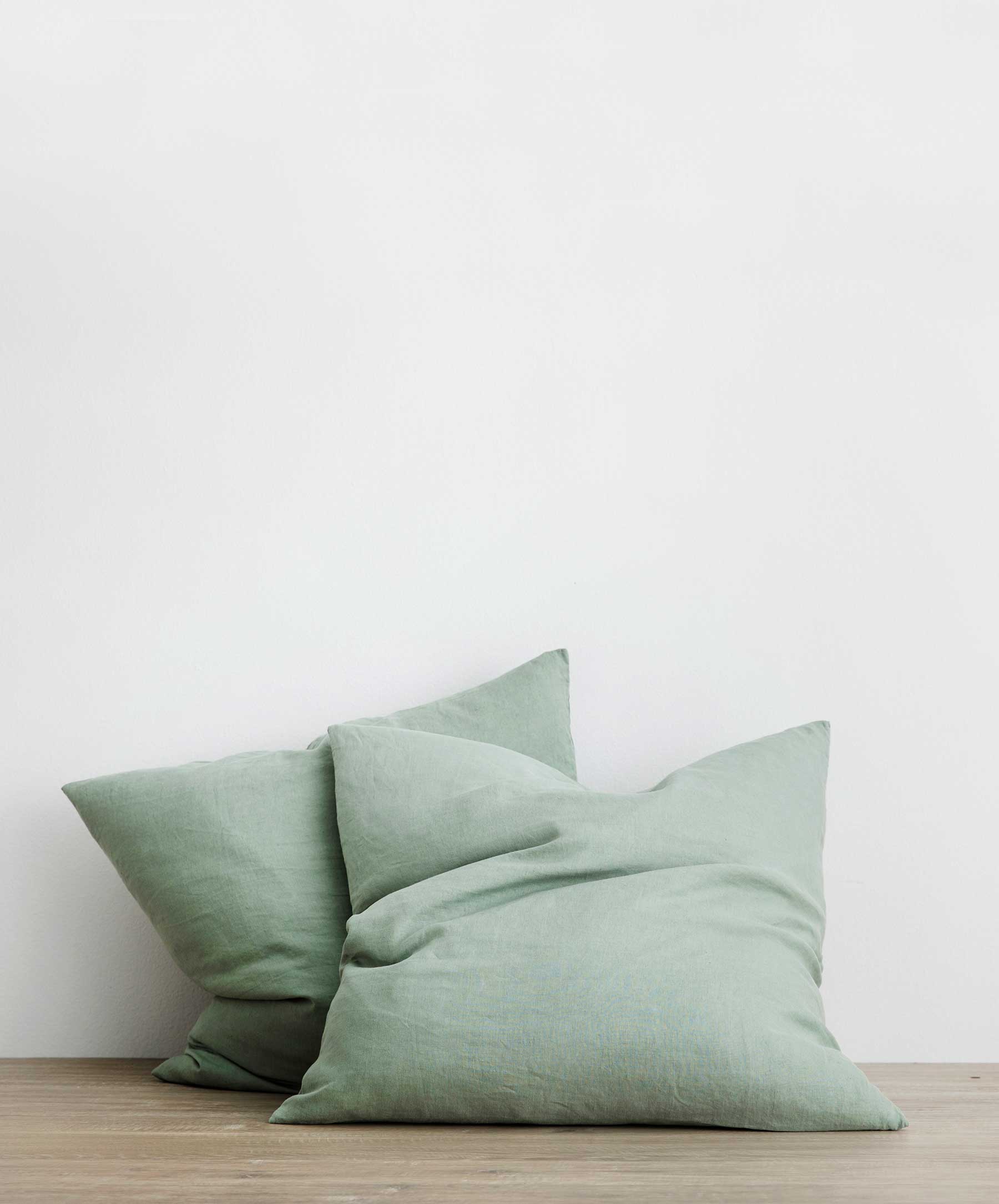 Classic Washed Linen Pillowcase Pair in Sage