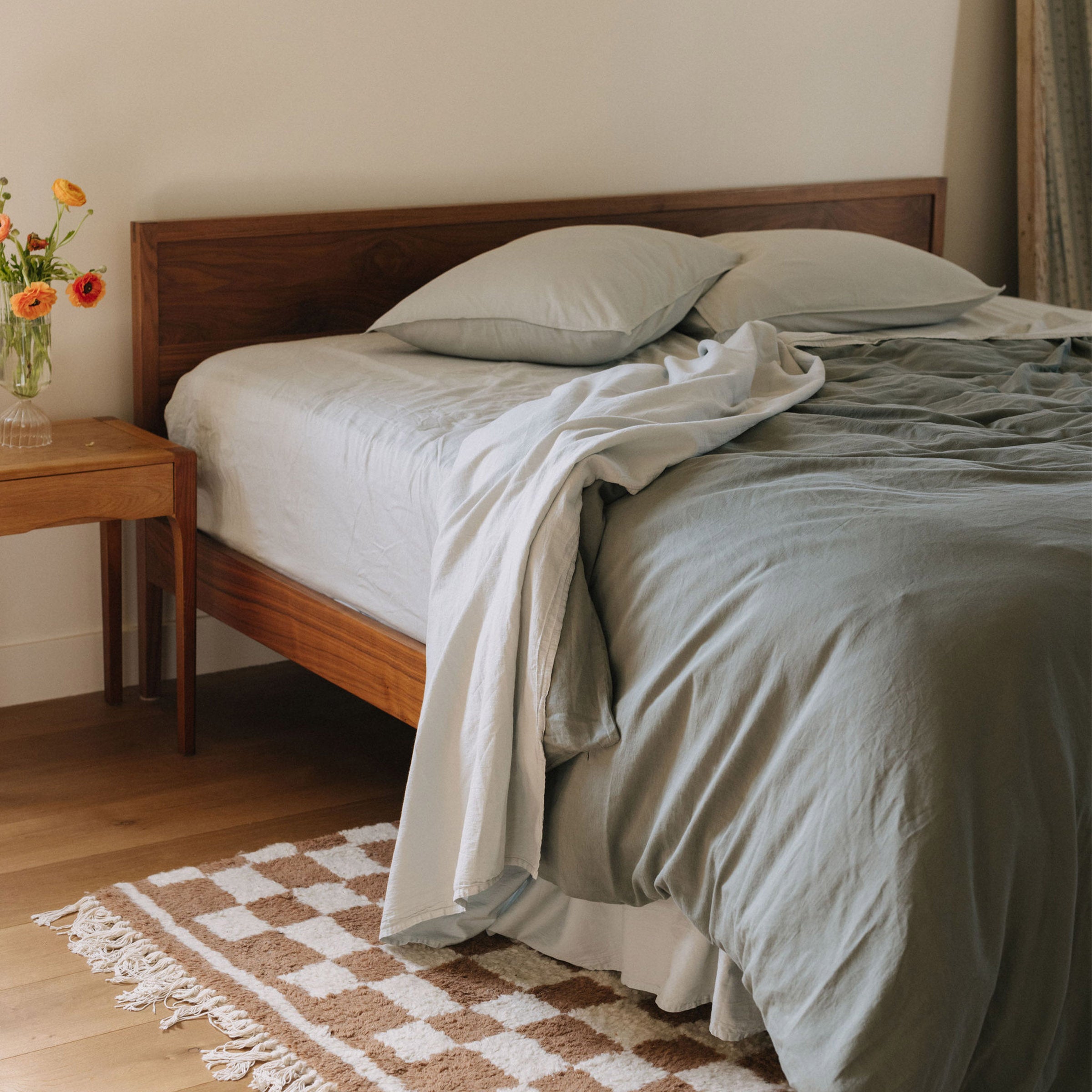 Mist Organic Cotton Matte Sateen Twin Fitted Sheet