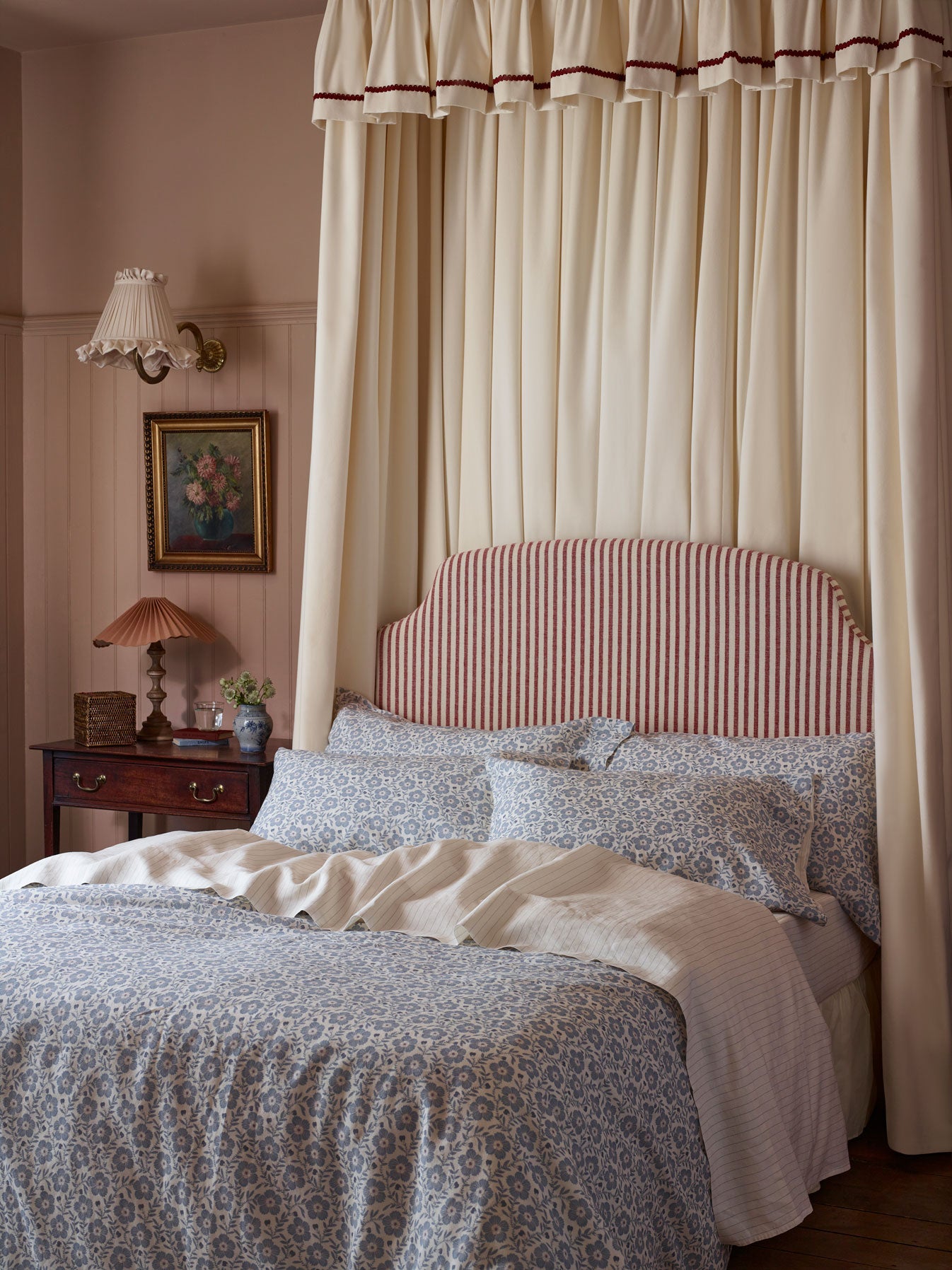 Dusk Blue Floral Linen Blend Duvet Cover Style 2 - Image 2