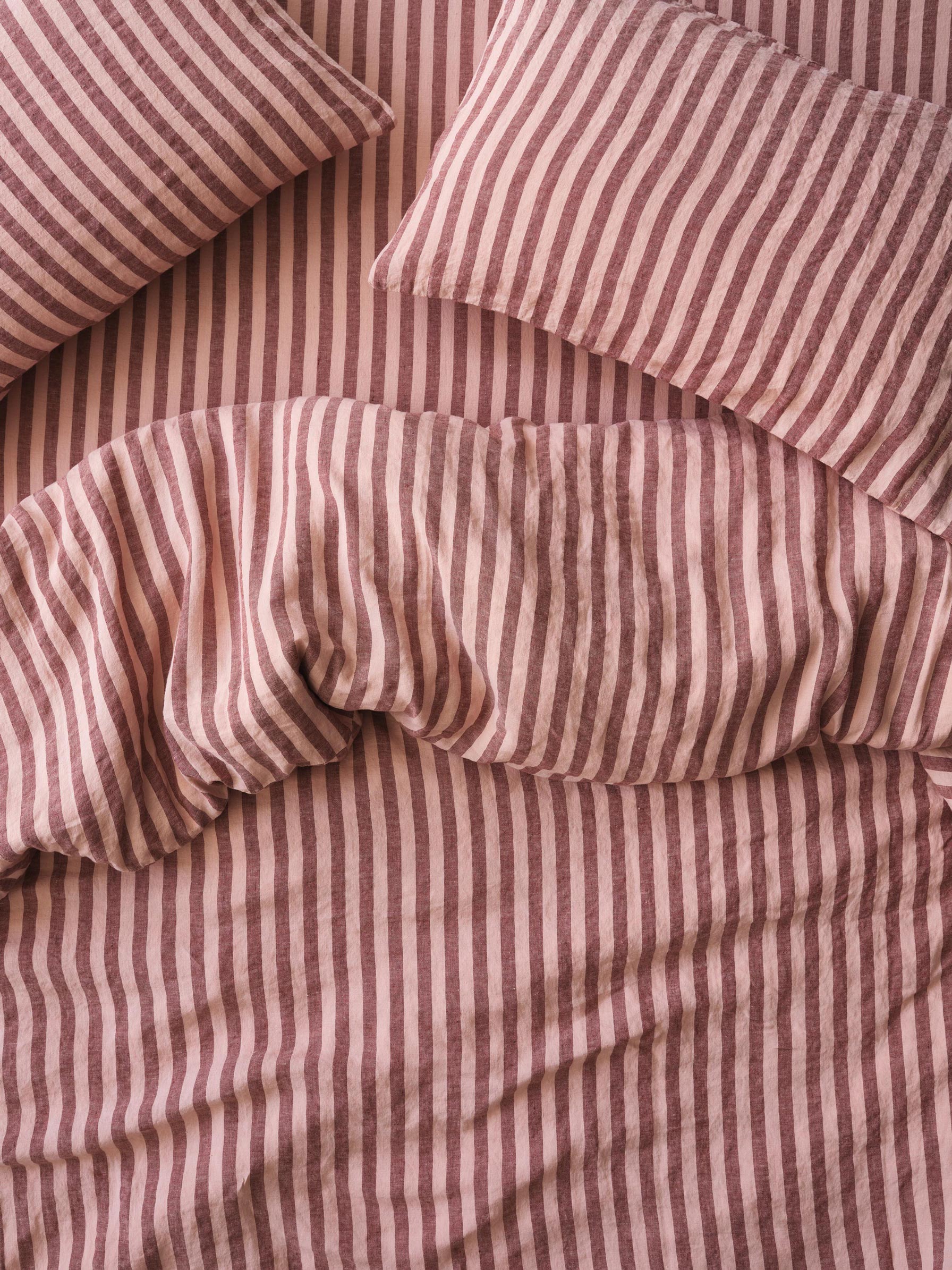 Rhubarb Striped Linen Blend Duvet Cover