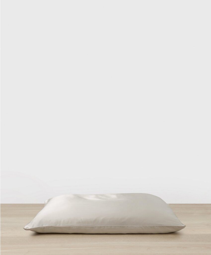 Piped Silk Linen Pillowcase Pair in Smoke